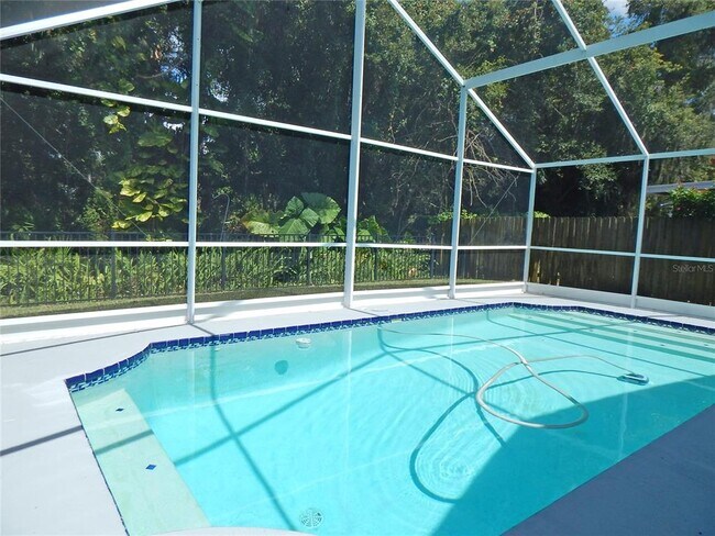Foto del edificio - 5827 Meadowpark Pl