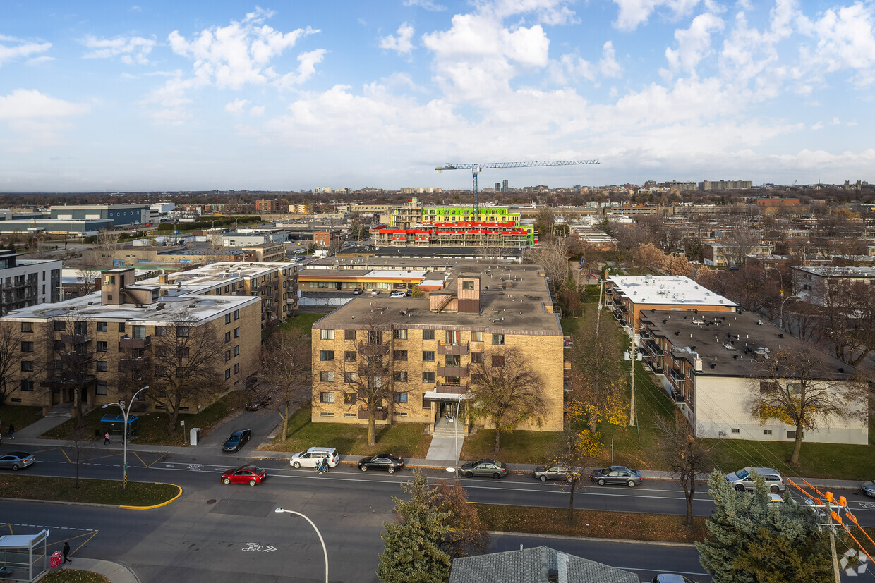 Aerial Photo - 1215 Boul Alexis-Nihon