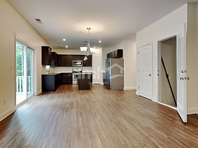 Building Photo - 3902 Riceland Pl