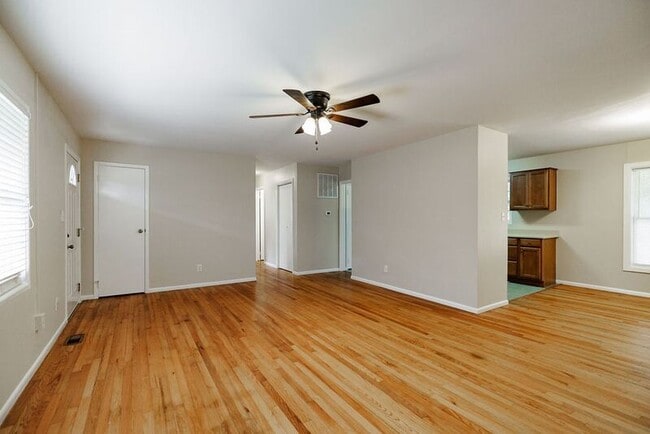 Photo - 167 Jarnigan Dr House