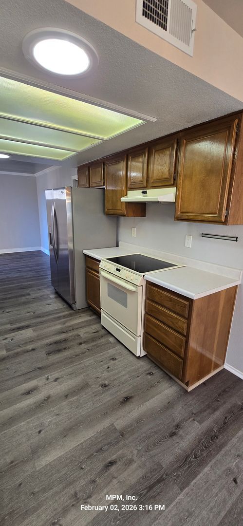 Foto del edificio - Lovely 2 bed 2 bath in 55 and over community