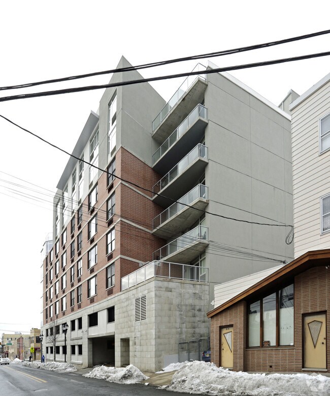 Cliffside Views Apartments in Cliffside Park, NJ