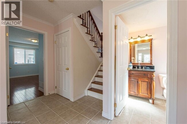 Building Photo - 507 American Beech Ave