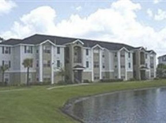 Foto principal - Waterford Pointe Apartments