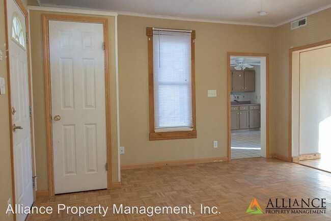 Building Photo - 1 br, 1 bath House - 1219 Pierre St.