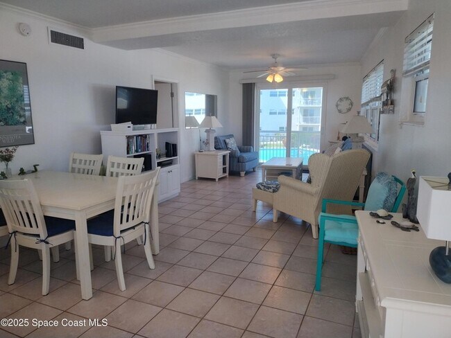 Foto del edificio - 4000 Ocean Beach Blvd