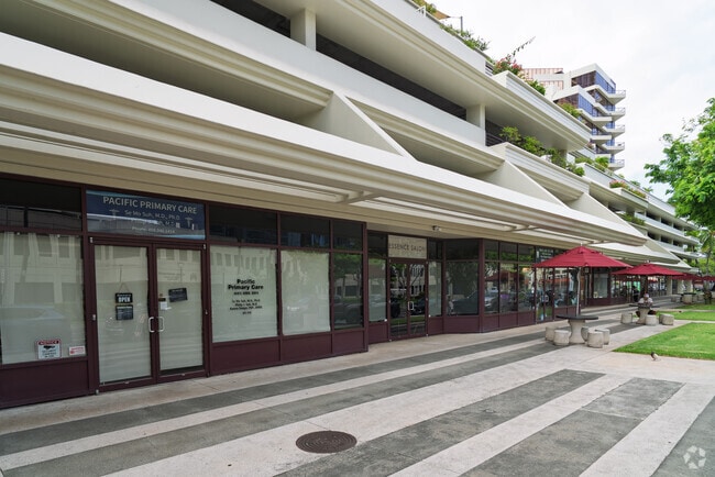 Building Photo - Imperial Plaza