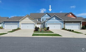 Building Photo - 2602 Blue Crane Cir