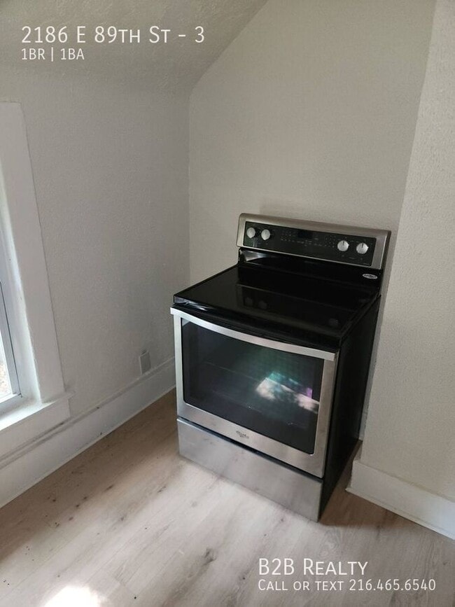 Foto del edificio - 2186 E 89th St