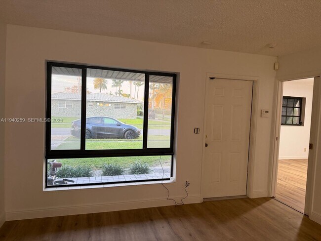 Foto del edificio - 238 SE 3rd St