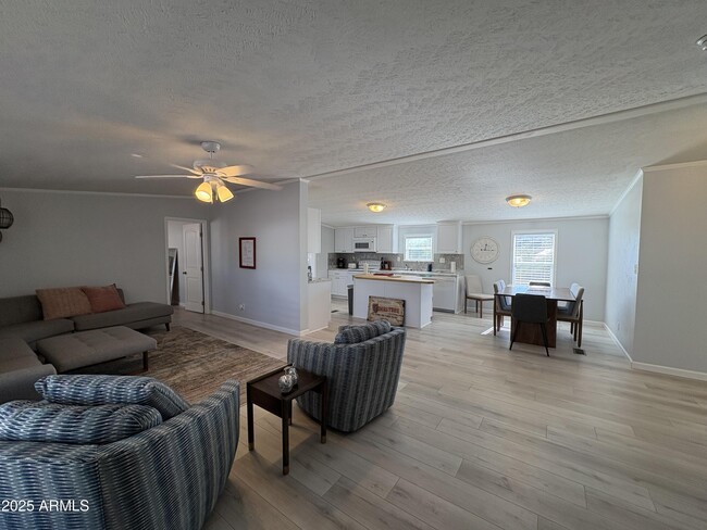 Building Photo - 147 Earl Dr