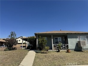 Building Photo - 580 W Shamrock St