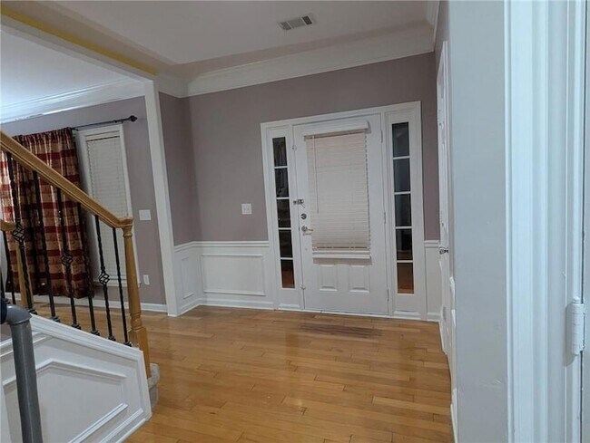 Foto del edificio - 815 Earlham Dr