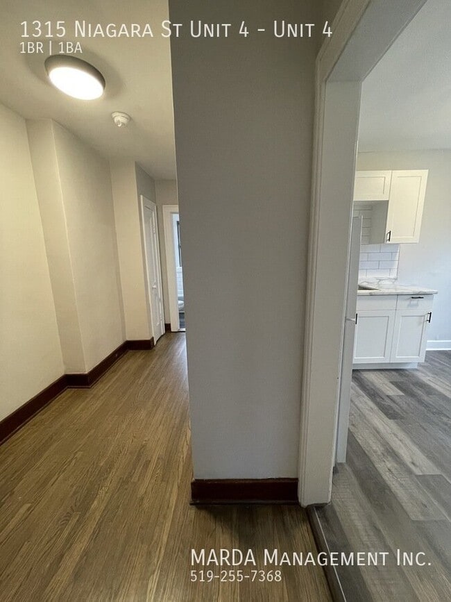 Building Photo - CHARMING 1 BED/1 BATH UNIT IN WALKERVILLE + HYDRO