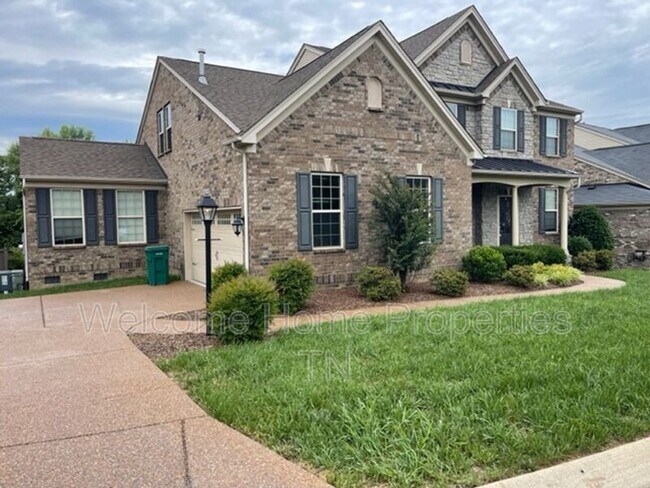 Building Photo - 402 Warren Hill Dr