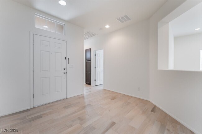 Foto del edificio - 5124 Jurupa Ct