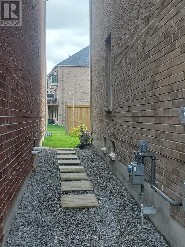 Building Photo - 47 Christine Elliott Ave