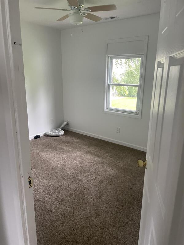 2716 Knox Ave, Saint Albans, WV 25177 Condo for Rent in Saint Albans