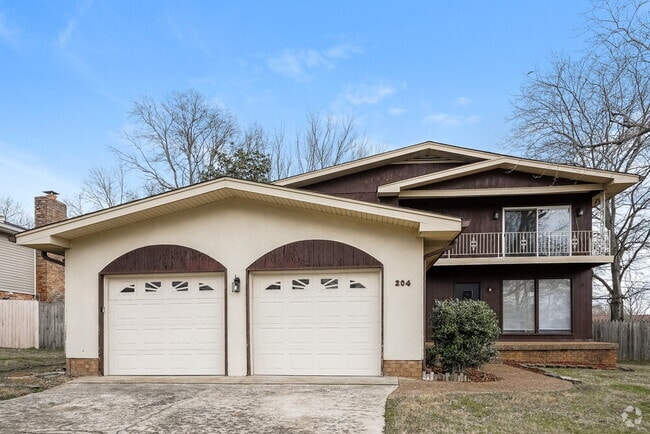 Building Photo - 204 Redondo Ct N