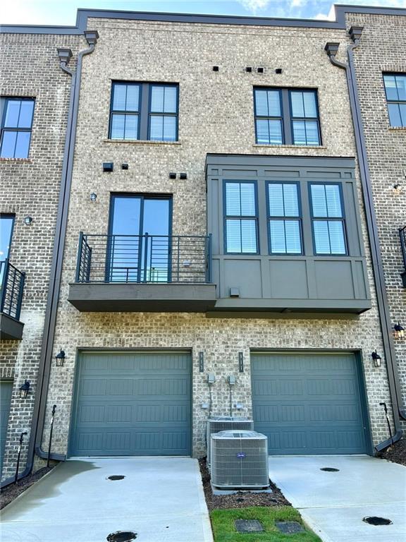 Building Photo - 913 Echo Pk Dr