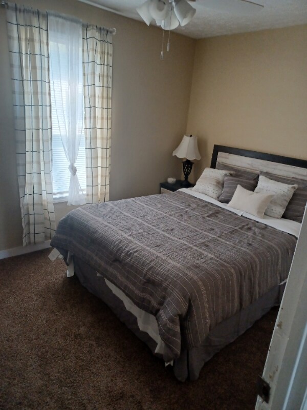 Foto del edificio - 1027 Haller Ave