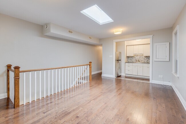 Photo du bâtiment - 412 Wellesley St E