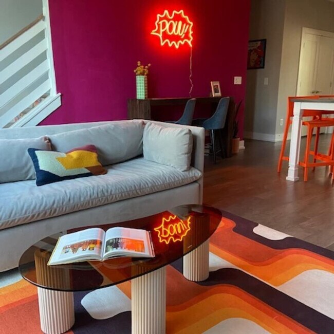 Foto del edificio - 1308 Montgomery Ave