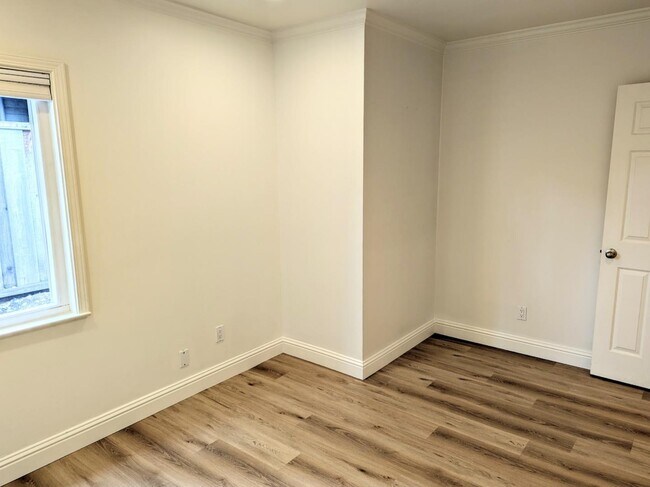 Foto del edificio - 1400 College Ave