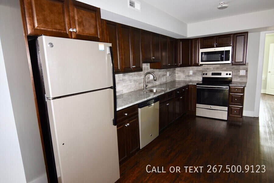 Foto principal - 522 N Preston St