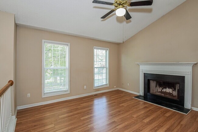 Foto del edificio - 2695 Chadwick Ln NW
