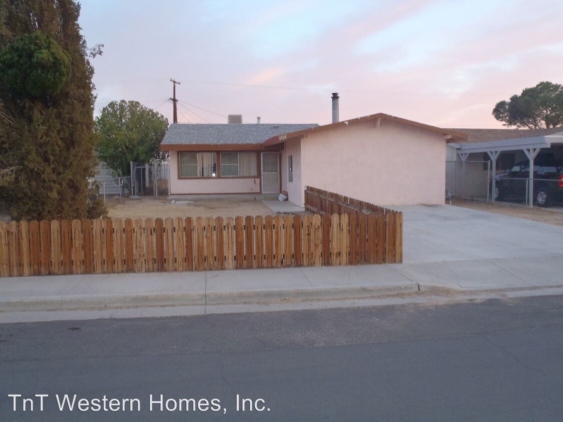 Primary Photo - 3 br, 1 bath House - 6521 Valley Ave
