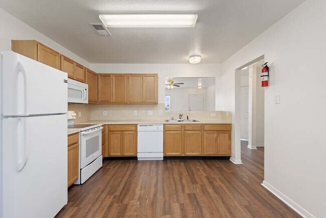 Building Photo - 5145 Caicos Calle