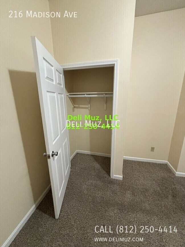 Building Photo - 216 Madison Ave