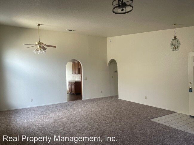 Building Photo - 3 br, 2 bath House - 1831 Yahi Lane