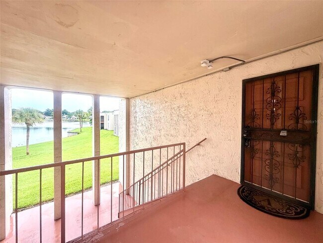 Foto del edificio - 534 Orange Dr