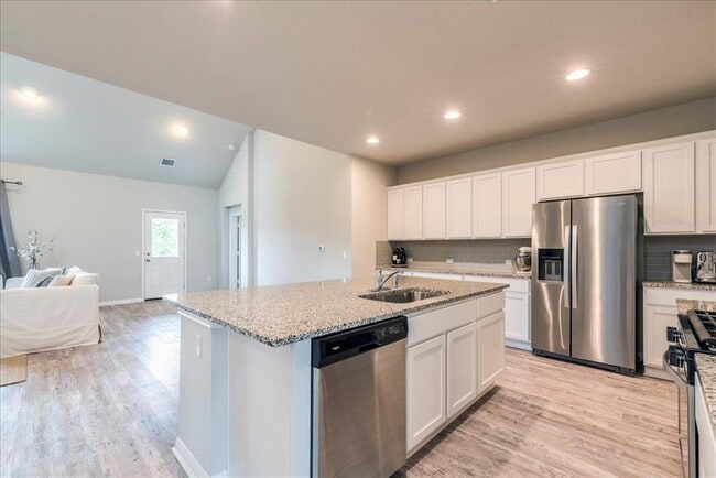 Foto del edificio - 125 Groesbeck Ln