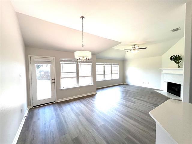 Foto del edificio - 9309 Norfolk Ln