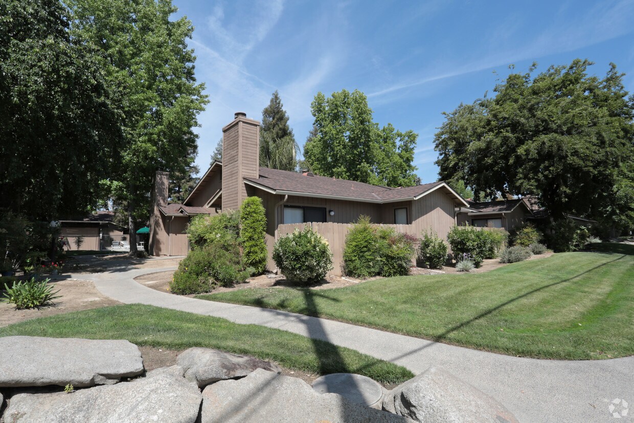 Dry Creek Meadows Apartments Apartments 740 Villa Ave Clovis, CA