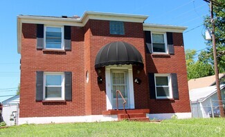 Building Photo - 2402 Bradley Ave