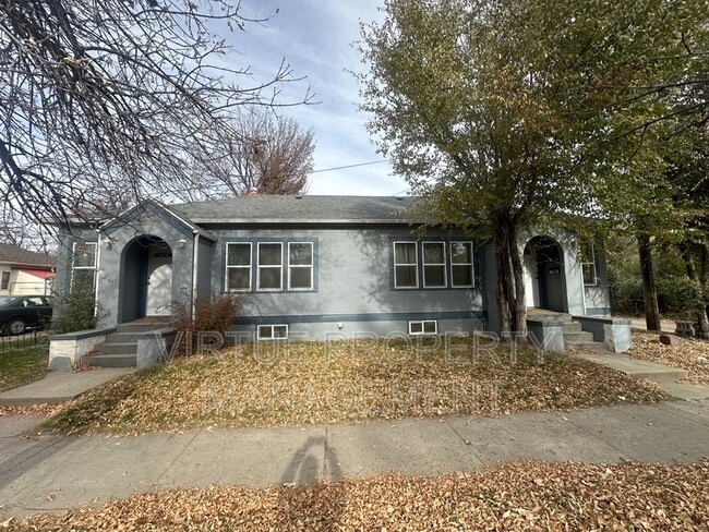Building Photo - 611 6th St
