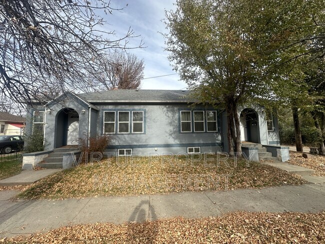 Foto del edificio - 611 6th St