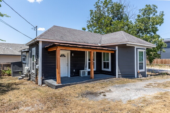 Photo - 1003 Piedmont Ave Apartment