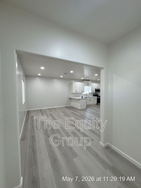 Foto del edificio - 30566 Ivy Rd