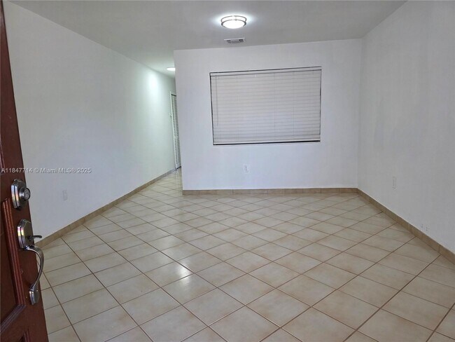Building Photo - 10629 SW 68th Terrace