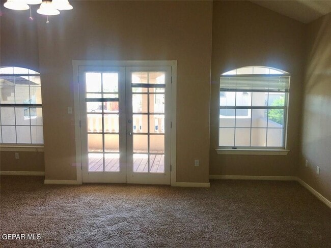 Foto del edificio - 3112 Tierra Bowles Dr