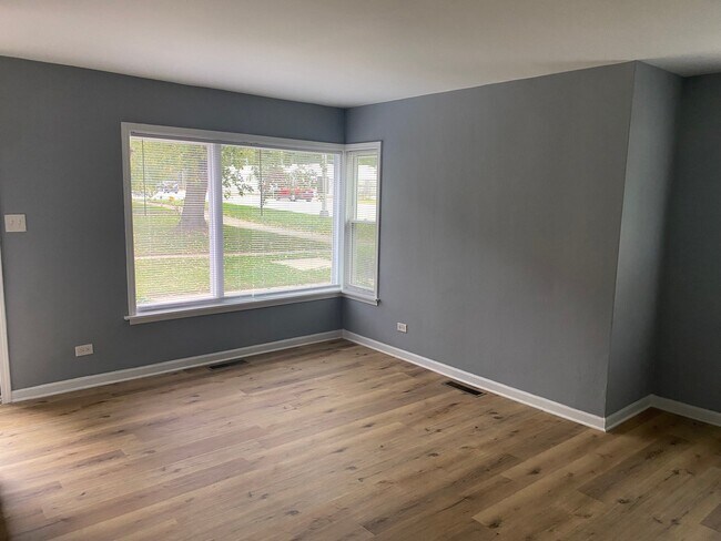 Foto del edificio - 1338 Wentworth Ave