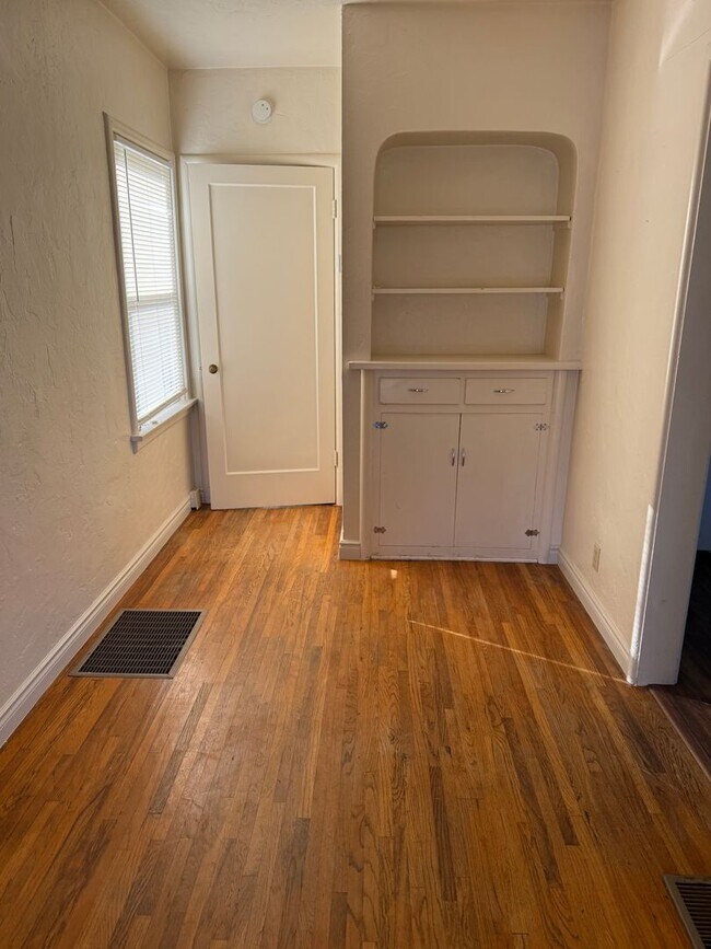 Foto del edificio - Charming 1 bedroom 1 bathroom