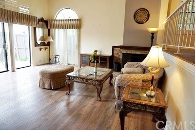 Foto del edificio - 1810 S Marengo Ave
