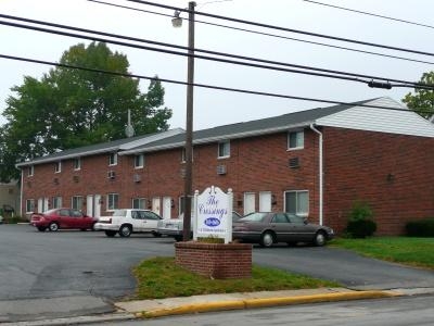Foto principal - 976 W Locust St