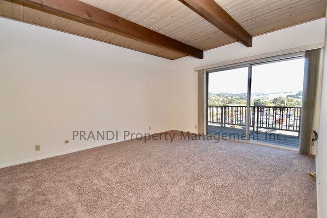 Building Photo - 10 Gomez Way